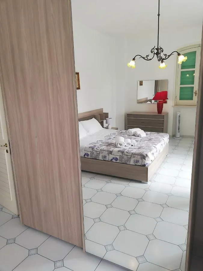 Villa Parisi Bari Bed & Breakfast